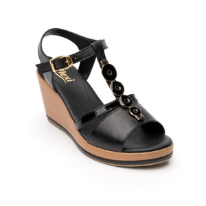 Sandalia Urbana Flexi Con Accesorio Esmaltado Para Mujer - Estilo 100706 Negro Sandalia Urbana Flexi Con Accesorio Esmaltado Para Mujer - Estilo 100706 Negro