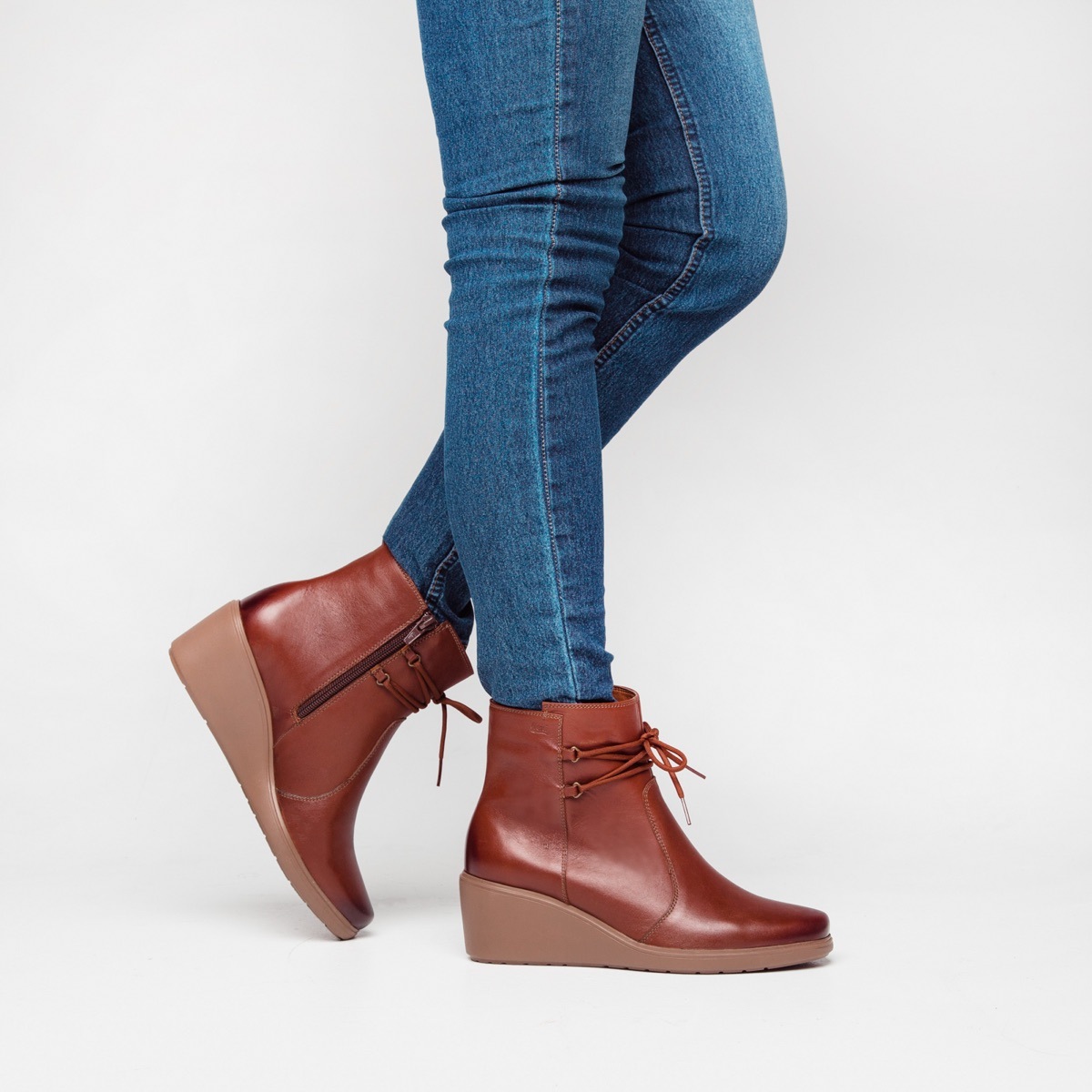 Botín Casual Flexi Con Cuña Para Mujer - Estilo 101507 Café