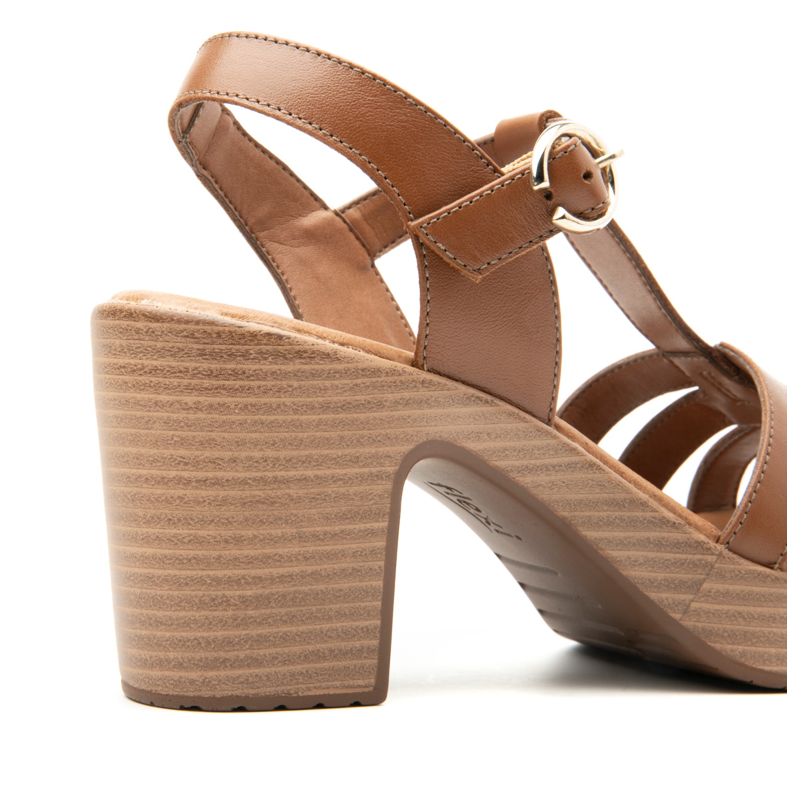 Sandalia Con Tacón Flexi para Mujer Estilo 102909 Tan