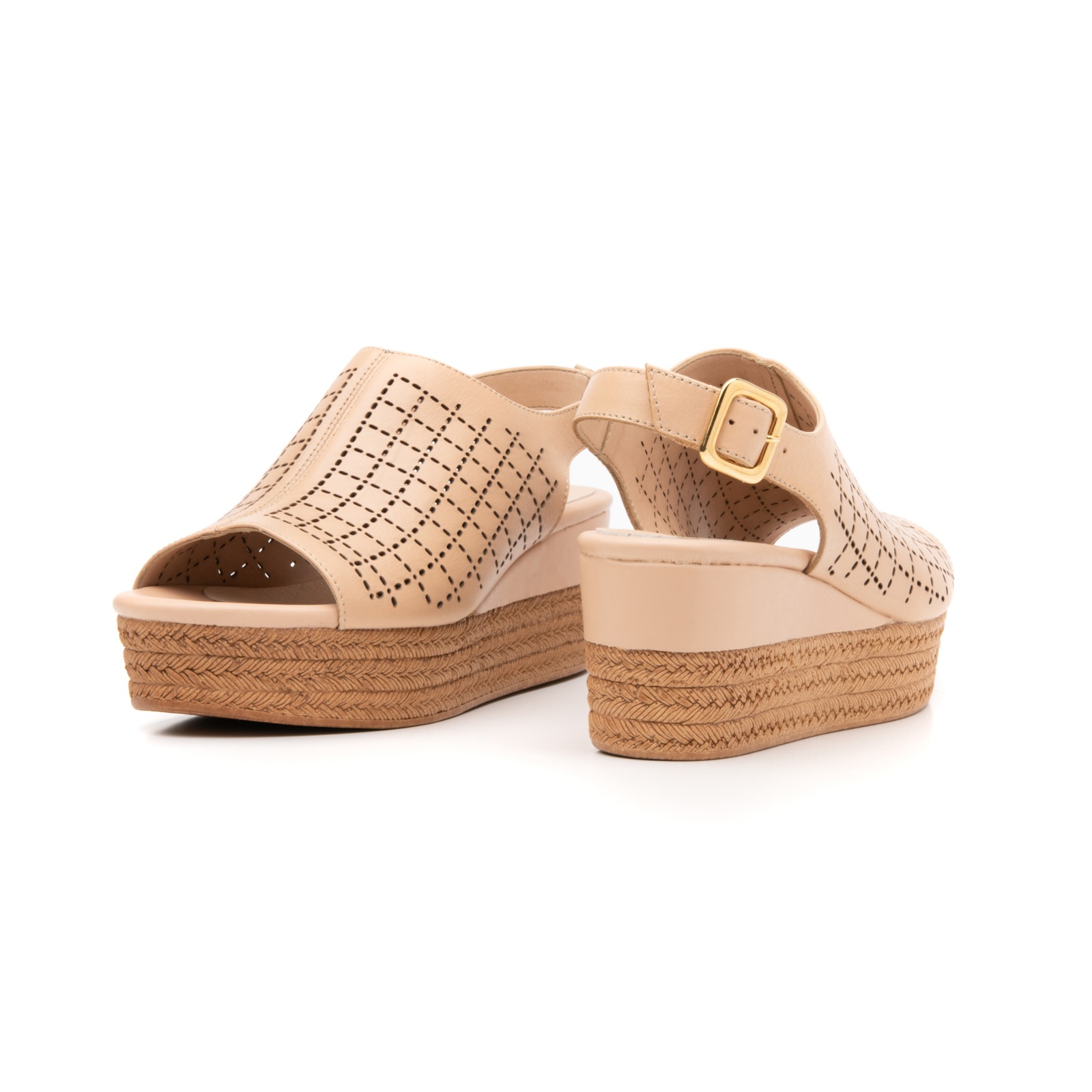 Sandalia Casual Flexi Con Perforado Láser Para Mujer - Estilo 103102 Beige