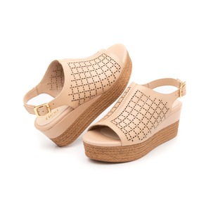 Sandalia Casual Flexi Con Perforado Láser Para Mujer - Estilo 103102 Beige Sandalia Casual Flexi Con Perforado Láser Para Mujer - Estilo 103102 Beige