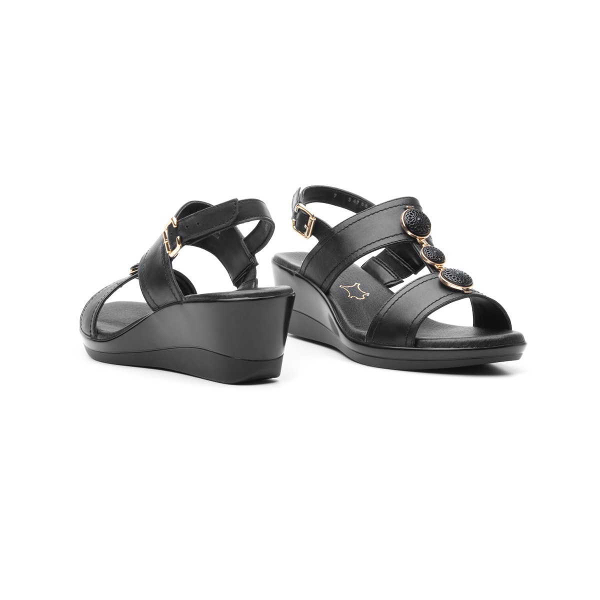 Sandalia Casual Flexi Con Herrajes Perforados Para Mujer - Estilo 34706 Negro