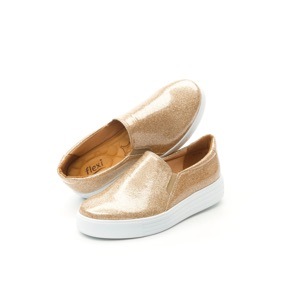 Flat Universitario Flexi Con Brillo Charol Para Mujer - Estilo 36304 Oro Flat Universitario Flexi Con Brillo Charol Para Mujer - Estilo 36304 Oro