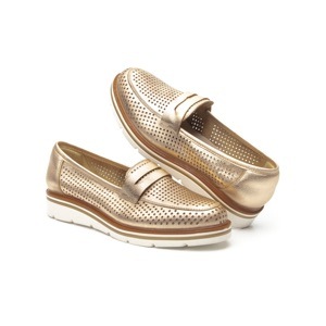 Mocasín Trendy Flexi Con Piel Perforada Para Mujer - Estilo 45710 Oro Mocasín Trendy Flexi Con Piel Perforada Para Mujer - Estilo 45710 Oro