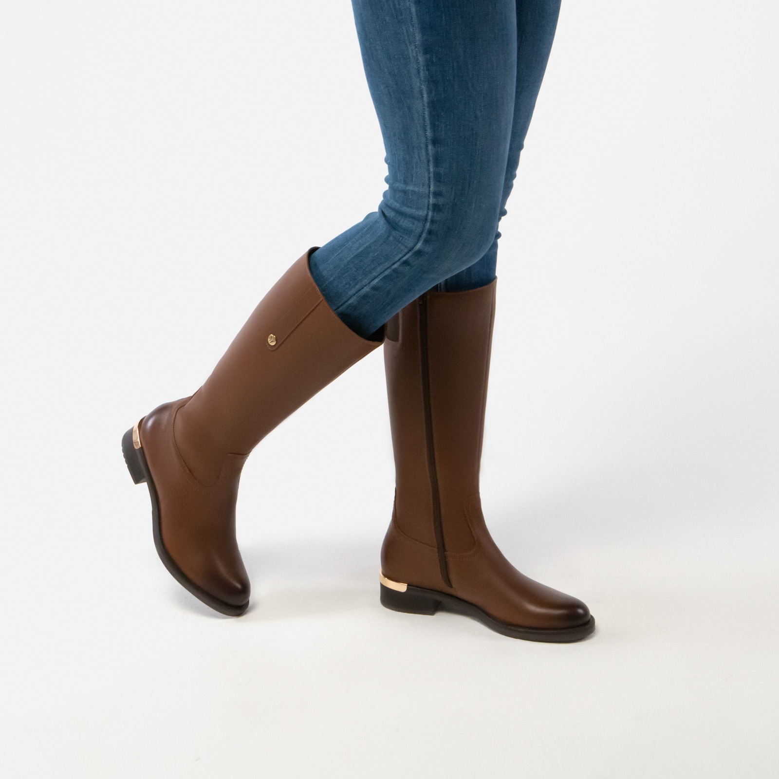 Bota Hípica Flexi para Mujer con Diseño Contemporáneo Estilo 46626 Whisky