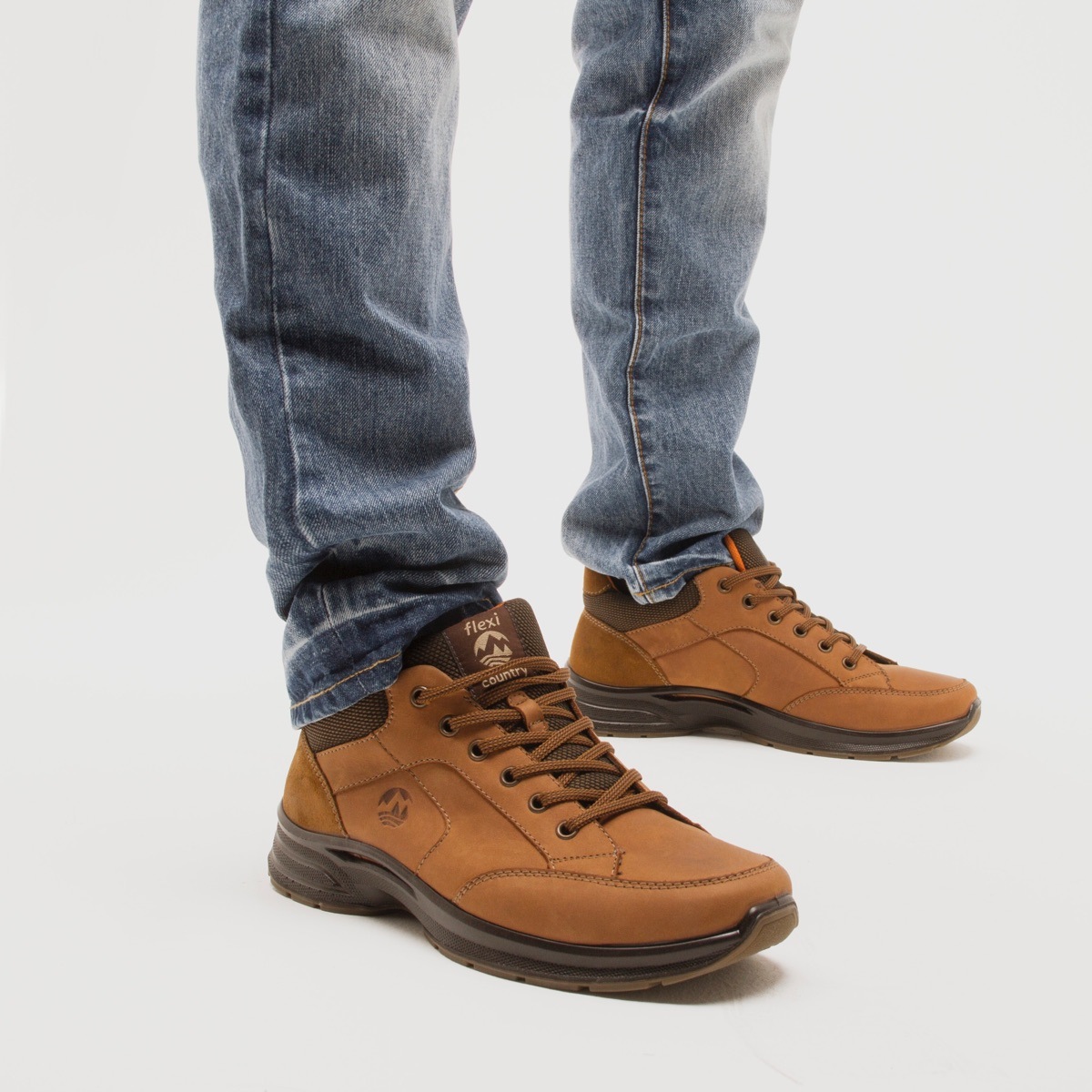 Zapato Para Outdoor Flexi Country Con Sistema De Mejor Agarre Para Hombre - Estilo 79803 Honey